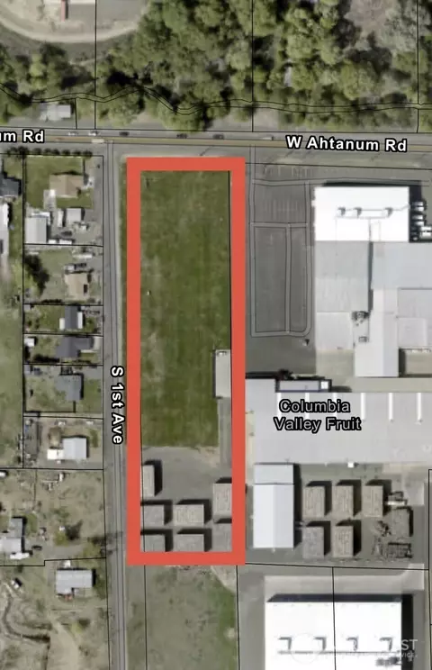 1720 W Ahtanum Rd, Yakima, WA 98903