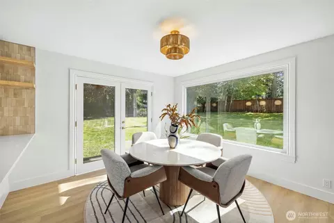 Dining - 121 W Winesap Rd, Bothell, WA 98012 photo 1 of 2