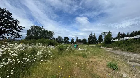 17906 E 45th Ave, Tacoma, WA 98446