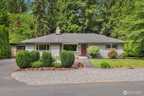 16915 22nd Ave SW, Burien, WA 98166