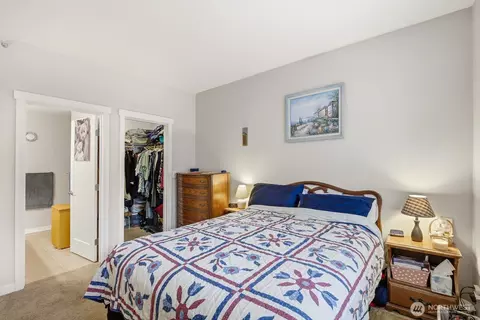 Bedroom - 15300 112th Ave NE #A204, Bothell, WA 98011 photo 3 of 5