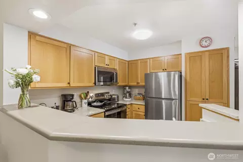 Kitchen - 15300 112th Ave NE #A204, Bothell, WA 98011 photo 1 of 5