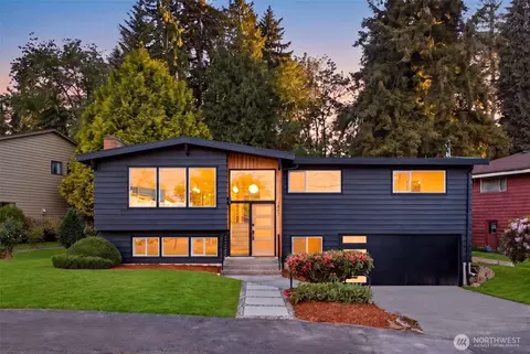 1547 NE Brockman Pl, Seattle, WA 98125