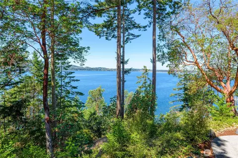 2463 E Sequim Bay Rd, Sequim, WA 98382 photo 3