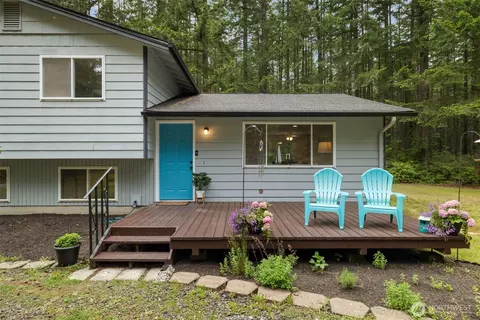 6951 SE Olalla Valley Rd, Port Orchard, WA 98367