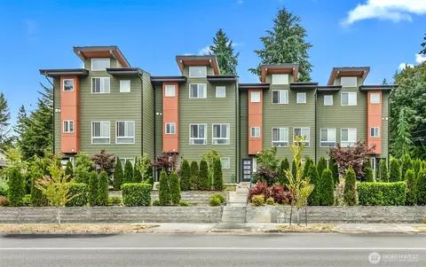 14906 Manor Way #B, Lynnwood, WA 98087