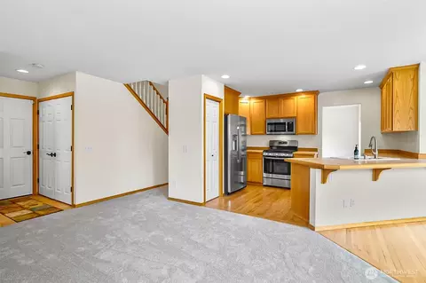 Other - 18410 11th Dr SE, Bothell, WA 98012 photo 4 of 8