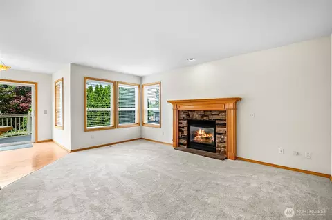 Living - 18410 11th Dr SE, Bothell, WA 98012 photo 6 of 7