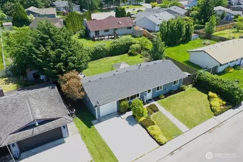 1014 S 21st St, Mount Vernon, WA 98274