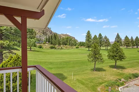 81 Golf Course Dr, Pateros, WA 98846