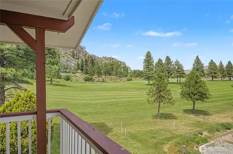 81 Golf Course Dr, Pateros, WA 98846