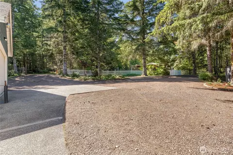 Exterior - 110 E Glacier Crest Rd, Grapeview, WA 98546 photo 3 of 12