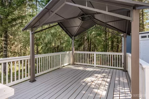 Exterior - 110 E Glacier Crest Rd, Grapeview, WA 98546 photo 2 of 12