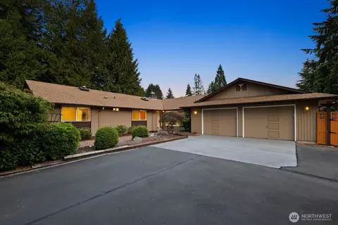 12255 SE 233rd St, Kent, WA 98031