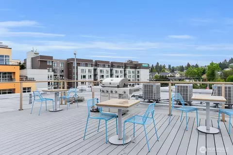 413 NE 70th St #309, Seattle, WA 98115