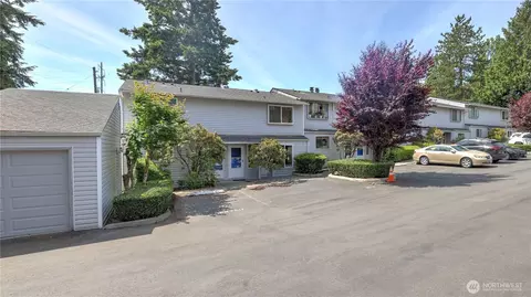 12517 SE 30th St, Bellevue, WA 98005