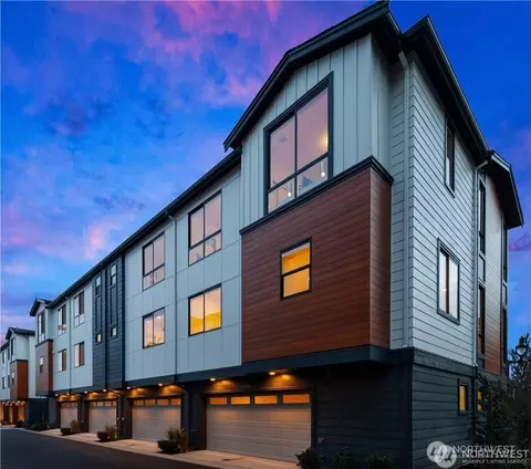 Exterior - 9632 NE 183rd St #A, Bothell, WA 98011 photo 2 of 3