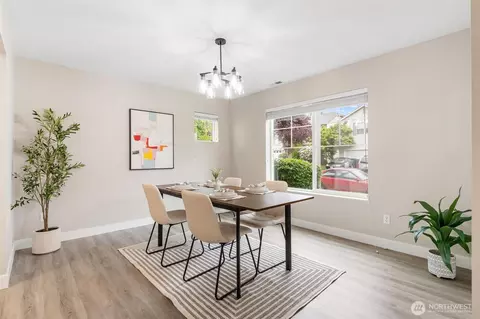 Dining - 3919 154th Pl SE, Bothell, WA 98012 photo 1 of 2