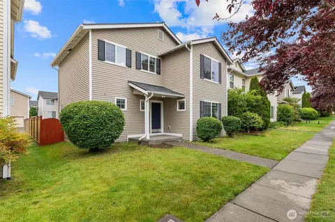 Exterior - 3919 154th Pl SE, Bothell, WA 98012 photo 2 of 5