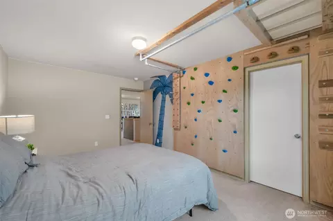 Bedroom - 20489 Rustic View Rd SE, Monroe, WA 98272 photo 7 of 7