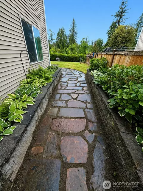 Exterior - 20489 Rustic View Rd SE, Monroe, WA 98272 photo 3 of 3