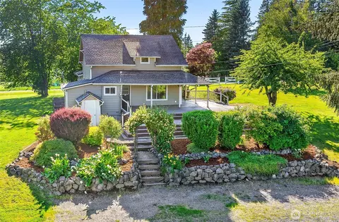 17704 S Spada Rd, Snohomish, WA 98290