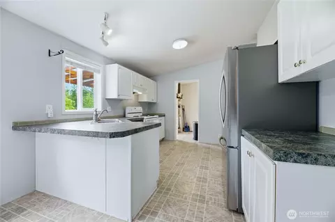 22901 59th Ave E, Spanaway, WA 98387 photo 9
