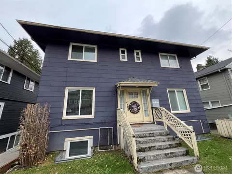 5026 20th Ave NE, Seattle, WA 98105