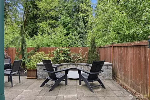 Exterior - 4106 230th Pl SE, Bothell, WA 98021 photo 3 of 8