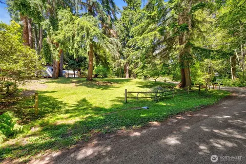 0 John St, Bainbridge Island, WA 98110