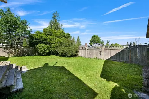 Exterior - 406 W Main St, Everson, WA 98247 photo 5 of 8