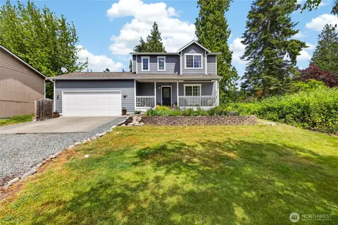 1293 Halsey Dr, Coupeville, WA 98239