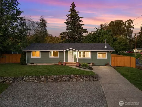 14319 127th Ave E, Puyallup, WA 98374