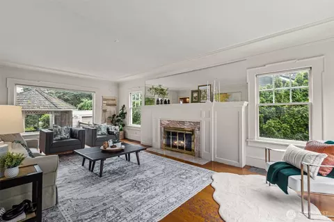 Living - 1875 E Hamlin St, Seattle, WA 98112 photo 1 of 4