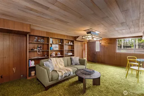 Living - 1875 E Hamlin St, Seattle, WA 98112 photo 4 of 4
