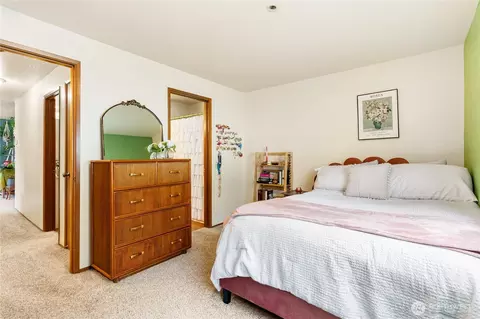 Bedroom - 2619 Rucker Ave #2, Everett, WA 98201 photo 2 of 2