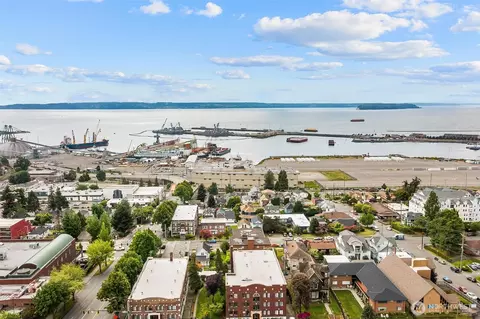 View/Area - 2619 Rucker Ave #2, Everett, WA 98201 photo 6 of 6