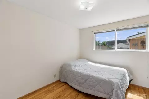 Bedroom - 1940 Wilson Ave, Enumclaw, WA 98022 photo 2 of 2
