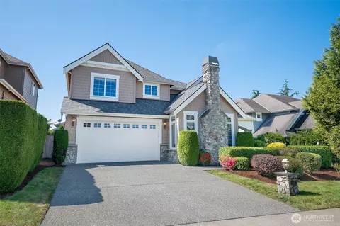 Exterior - 3932 221st Pl SE, Bothell, WA 98021 photo 2 of 4