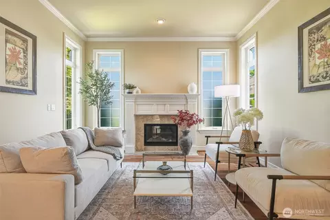Living - 3932 221st Pl SE, Bothell, WA 98021 photo 1 of 4