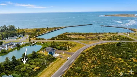 1026 Point Brown Ave SE, Ocean Shores, WA 98569