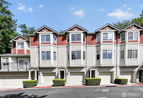2628 139th Ave SE #11, Bellevue, WA 98005