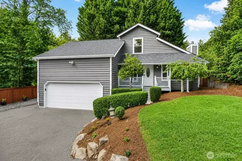 7214 NE 155th St, Kenmore, WA 98028