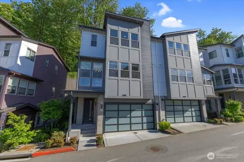 13511 SE 68th Pl #10-B2, Newcastle, WA 98059