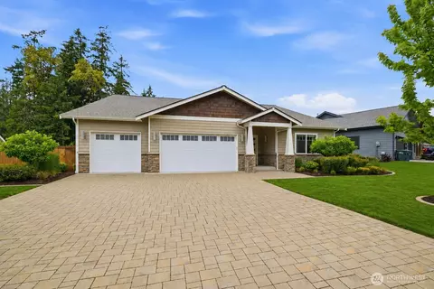 6105 132nd Street Ct NW, Gig Harbor, WA 98332