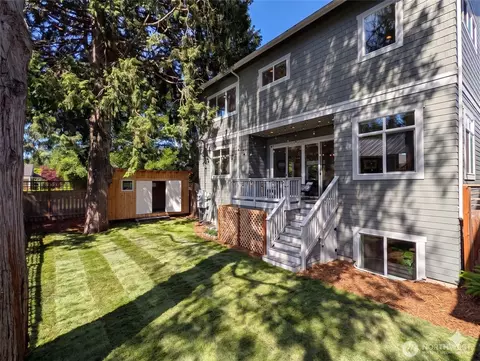 3509 W Thurman St, Seattle, WA 98199