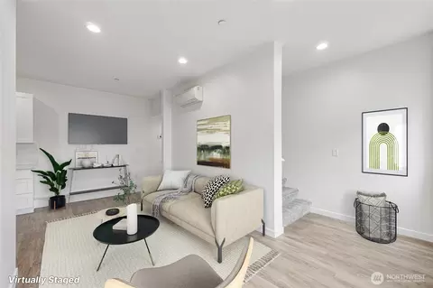 Living - 17510 W Main St #E103, Monroe, WA 98272 photo 1 of 2