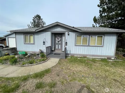 3 Sand Flat Rd, Omak, WA 98841