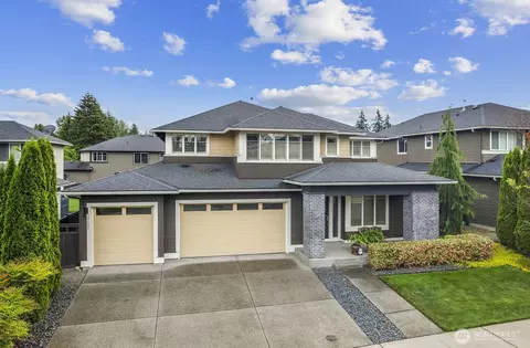 10521 SE 277th Pl, Kent, WA 98030