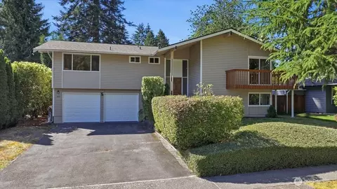 1801 Anacortes Ave NE, Renton, WA 98059